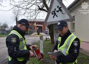 За три квітневі дні правоохоронці зафіксували 630 порушень на дорогах