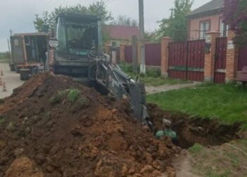 Через заміну засувок правобережжя Кропивницького до завтра сидітиме без води