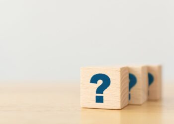 Чи застосовується відповідальність до ФОП, які за наявності банківського рахунку сплачують єдиний внесок шляхом готівкових розрахункі