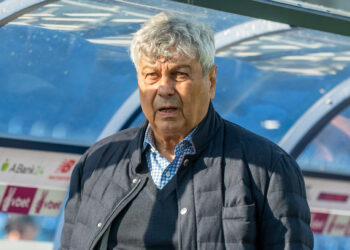 Луческу уже делает первые шаги по палате и рвется к работе (2 мая 2023 г.) — Новости футбола