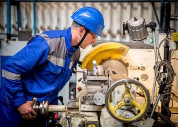 Офіційне працевлаштування для токарів на Кіровоградщині