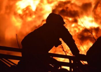 У Херсоні одеські поліцейські врятували з пожежі двох жінок