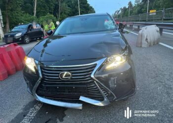 Суддя напідпитку збив нацгвардійця на блокпосту