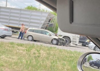 У Кропивницькому біля «Ліани» зіткнулися дві автівки