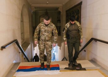 У період оборони Маріуполя капітан Ігнатьєв та його служба займалися забезпеченням гарнізону