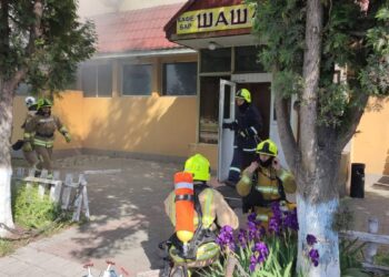 У Рівному сталася пожежа у кафе на Дубенській (ФОТО)