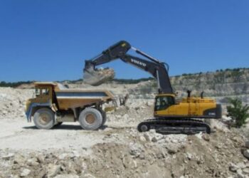 Які корисні копалини належать до місцевого значення, при реалізації яких ФОП мають право перебувати на спрощеній системі оподаткування