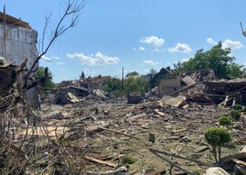 На Нову Каховку і Козацьке російські військові скинули авіабомби