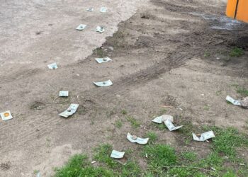 На Одещині судитимуть правоохоронця, який тікаючи від ДБР намагався позбутись хабаря