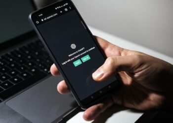 Не Samsung или Xiaomi: Infinix станет первым производителем, который интегрирует ChatGPT в свои смартфоны