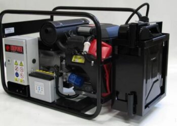 Освітяни Знам’янки переплатили за генератори для шкіл 800 тисяч гривень