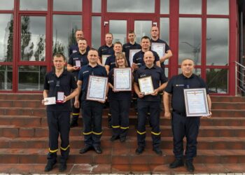 Рятувальники Рівненщини отримали почесні грамоти та відзнаки