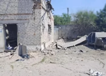 Росіяни обстріляли житлові квартали Херсона: загинув чоловік