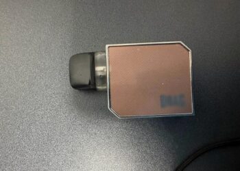 У Костополі грабіжник вкрав у 17-річного хлопця електронний пристрій для куріння