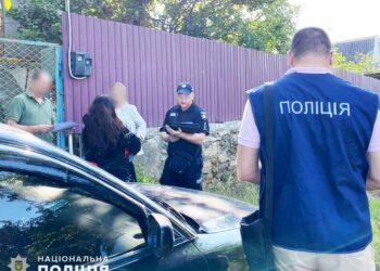 У Миколаєві діяло угрупування, яке незаконно переправляло чоловіків за кордон