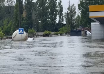 В Херсоні в мікрорайоні Корабел виявили нафтову пляму, — Херсонська МВА