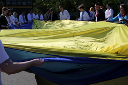 В Одесі відзначили день вишиванки ходою у парку Шевченка