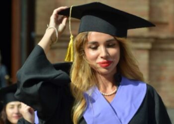 75 кропивницьких студентів отримали дипломи з відзнакою