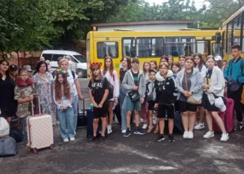 «Херсон — це Україна»: Хустівська школа на Закарпатті приймає дітей з Херсонщини