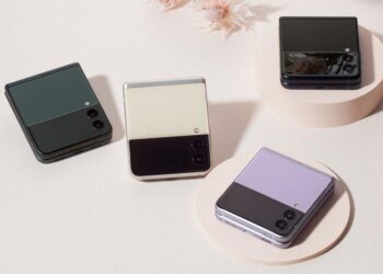 Samsung Galaxy Flip 3 тоже получил июльское обновление безопасности операционной системы Android 13