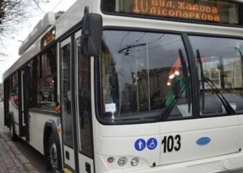 Сьогодні у Кропивницькому тролейбуси №№4 і 10 змінять маршрут на один день