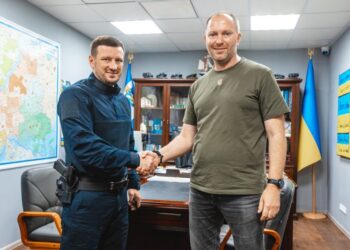 Техніку від Comfy в Херсоні передали в лікарні та освітні заклади, — Прокудін