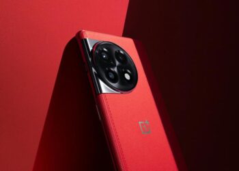 В интернете появились спецификации OnePlus Ace 2 Pro: изогнутый OLED-экран на 120 Гц, чип Snapdragon 8 Gen 2 и до 1 ТБ памяти