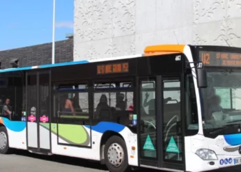 Херсон отримав 32 автобуси з низькою підлогою від Іспанії в рамках гуманітарної допомоги