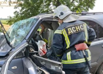 Одна жінка у Завалівській громаді загинула в ДТП, інша з двома дітьми опинилася в лікарні