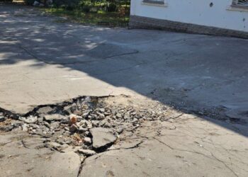 Окупанти за добу атакували херсонську лікарню та житлові квартали: є поранені та загибла