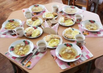 Попри повномасштабну війну триває реформа хар¬чу¬ван¬ня в українських закладах освіти