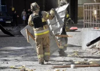 Російська армія обстрілює житлові квартали Херсону. ФОТОПІДБІРКА