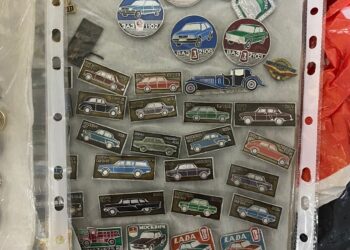 Віз до Стамбулу: чоловік намагався вивезти через Одещину цінну колекцію (фото) — Одеса