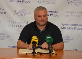 Жителі двох мікрорайонів Кропивницького потерпають без води і… через воду