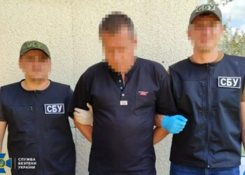 Мешканець Дніпропетровщини продавав криміналітету російську зброю з фронту – Новини Кам’янське