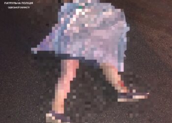 На Молдаванці автівка на смерть збила пішохода (фото) — Одеса