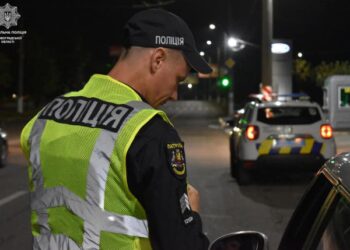 Патрульні систематично проводять профілактичні заходи спрямовані на підвищення безпеки на дорогах Кропивницького