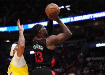 Адебайо підкорив рідкісне досягнення Йокича та Казінса в XXI сторіччі НБА | Баскетбол |