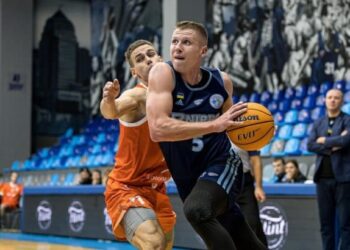 Дніпро переграв Кривбас у регулярному чемпіонаті Суперліги | Баскетбол |