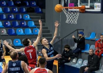 Дніпро обіграв Рівне в битві лідерів Суперліги | Баскетбол |