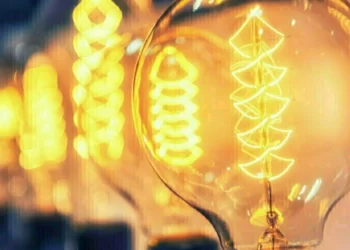 Через негоду на правобережній Херсонщині знеструмлено 68 населених пунктів