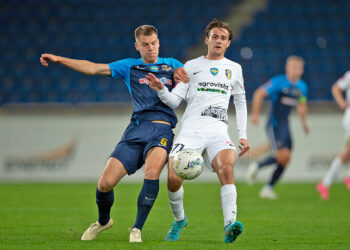 «Дніпро-1» перемагає «Олександрію»