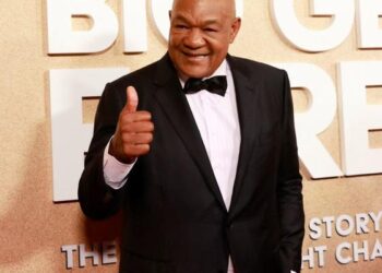 Джордж Форман назвал самого стойкого боксера — Спорт ):Бокс