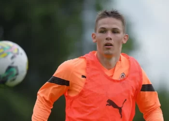 Україна – Італія: джерело назвало двох гравців, які отримають виклик від Реброва на вирішальний збір — Футбол