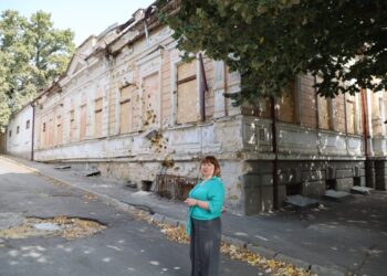 «Інші тут не затримуються»: як фанати своєї справи рятують історію Херсонщини