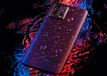 Lenovo випустила ThinkPhone — захищений смартфон для власників ThinkPad