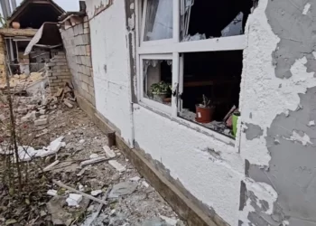 Російська армія вкрила вогнем Чорнобаївку: є жертви