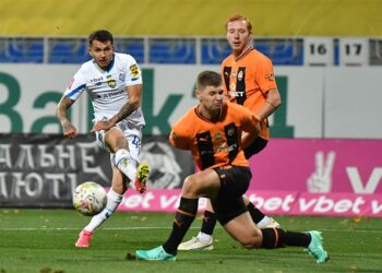 «Шахтер» минимально обыграл «Динамо» в центральном матче 13-го тура УПЛ