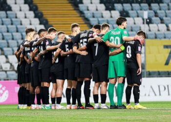 Шедевральний гол пʼяткою Герреро — в огляді видовищного матчу Маккабі — Зоря (Відео) | Єврокубки