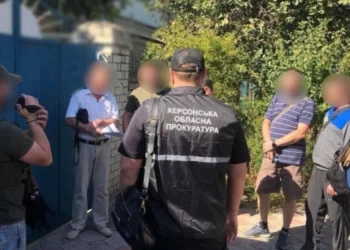 Судитимуть двох херсонців: передавали інформацію про наявність та переміщення Сил оборон України